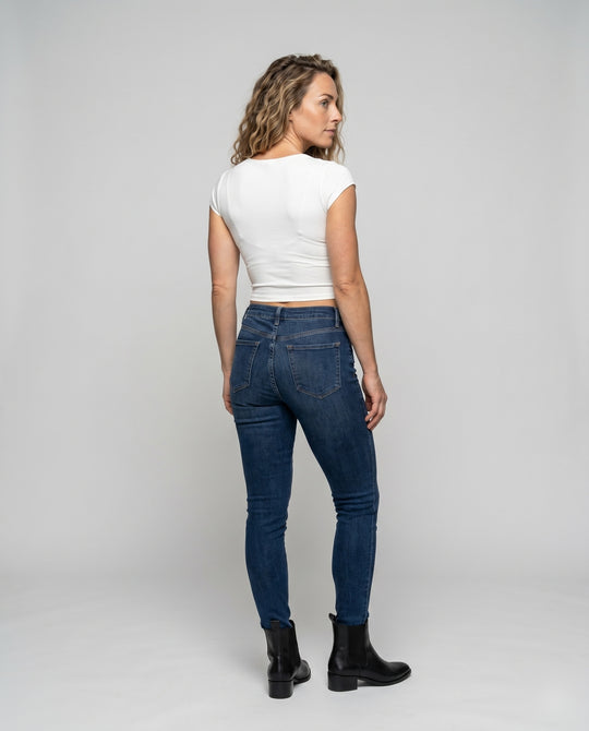 Product 15636512309578 - back_view