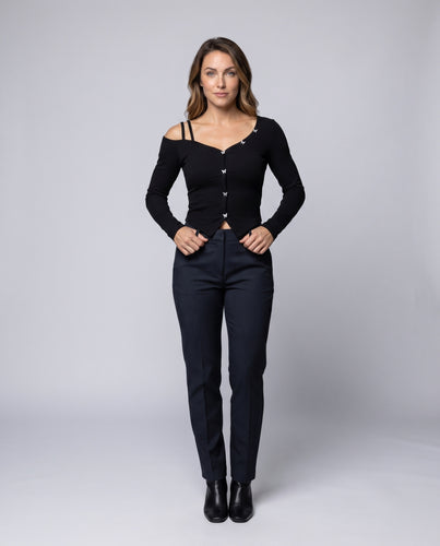 Damen Off-Shoulder Bluse mit dekorativen Schmetterlingsknöpfen