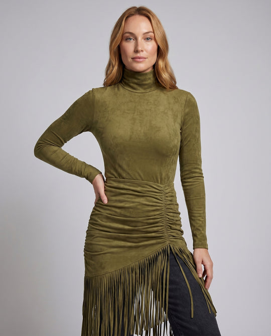 Product 15639223501130 - upper_body