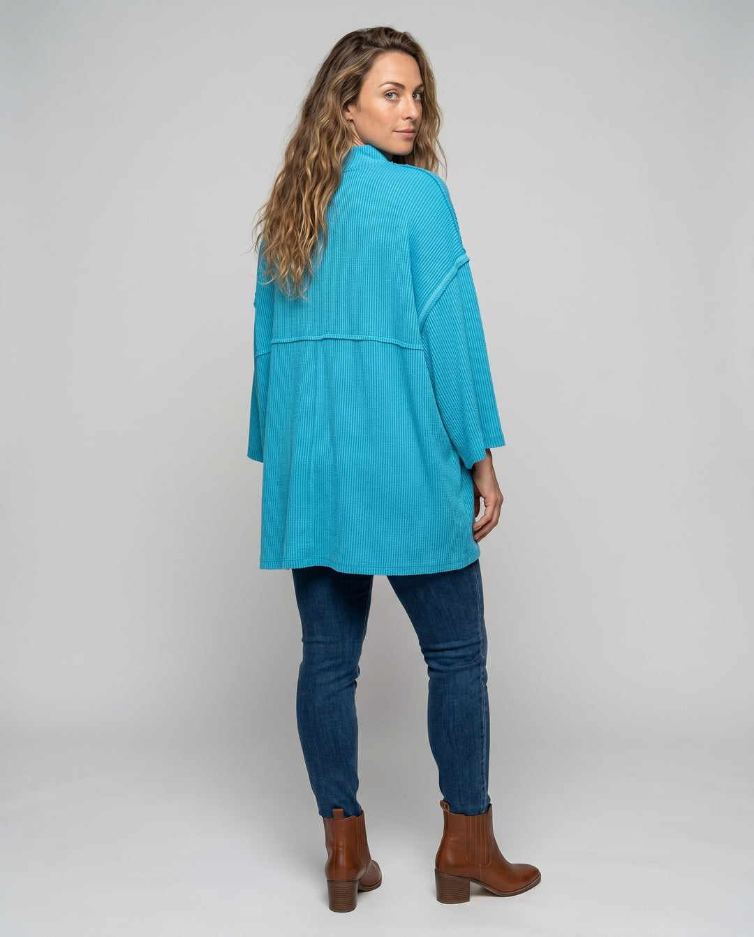 Product 15639234543946 - back_view