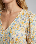 Product 15641122832714 - close_up_detail