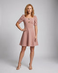 Damen Elegantes Kleid mit quadratischem Ausschnitt und Puffärmeln