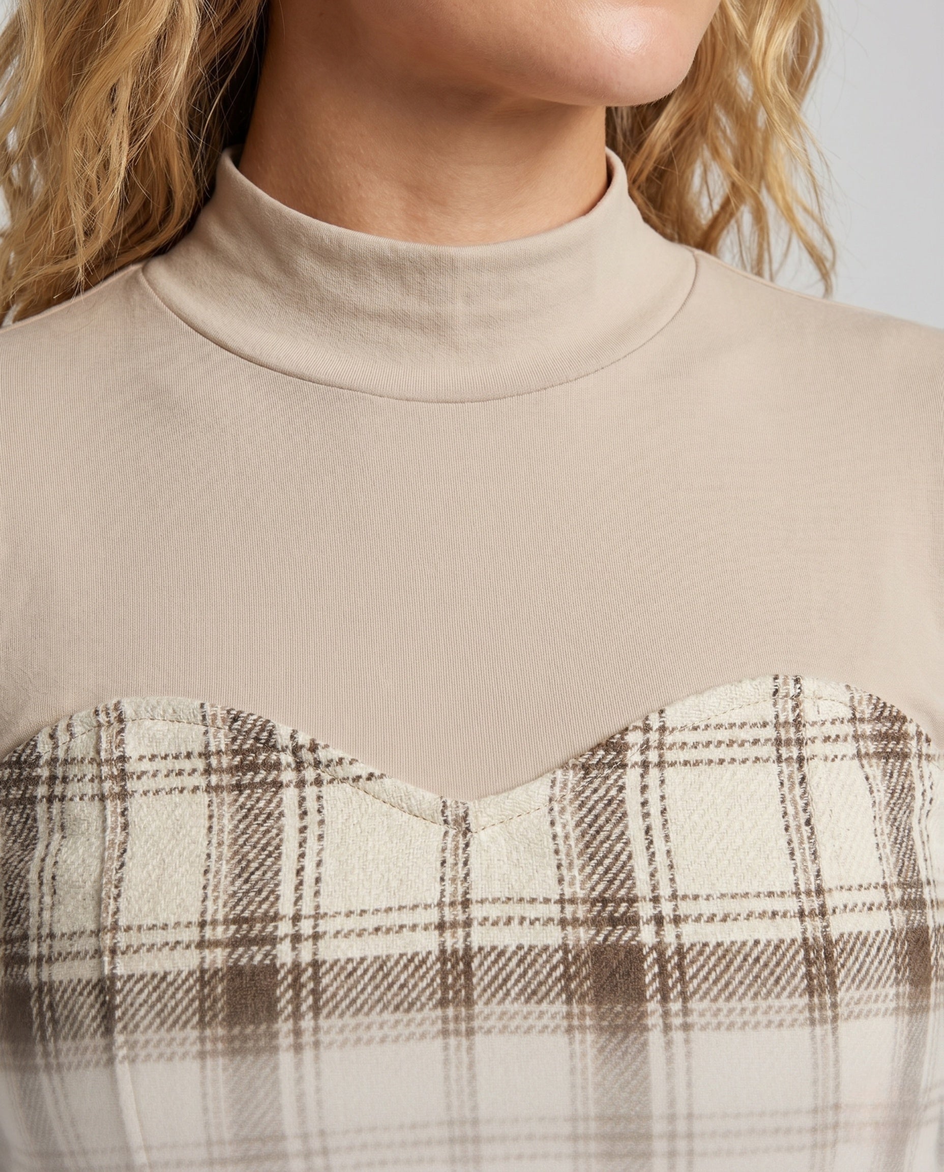 Product 15641169297738 - close_up_detail