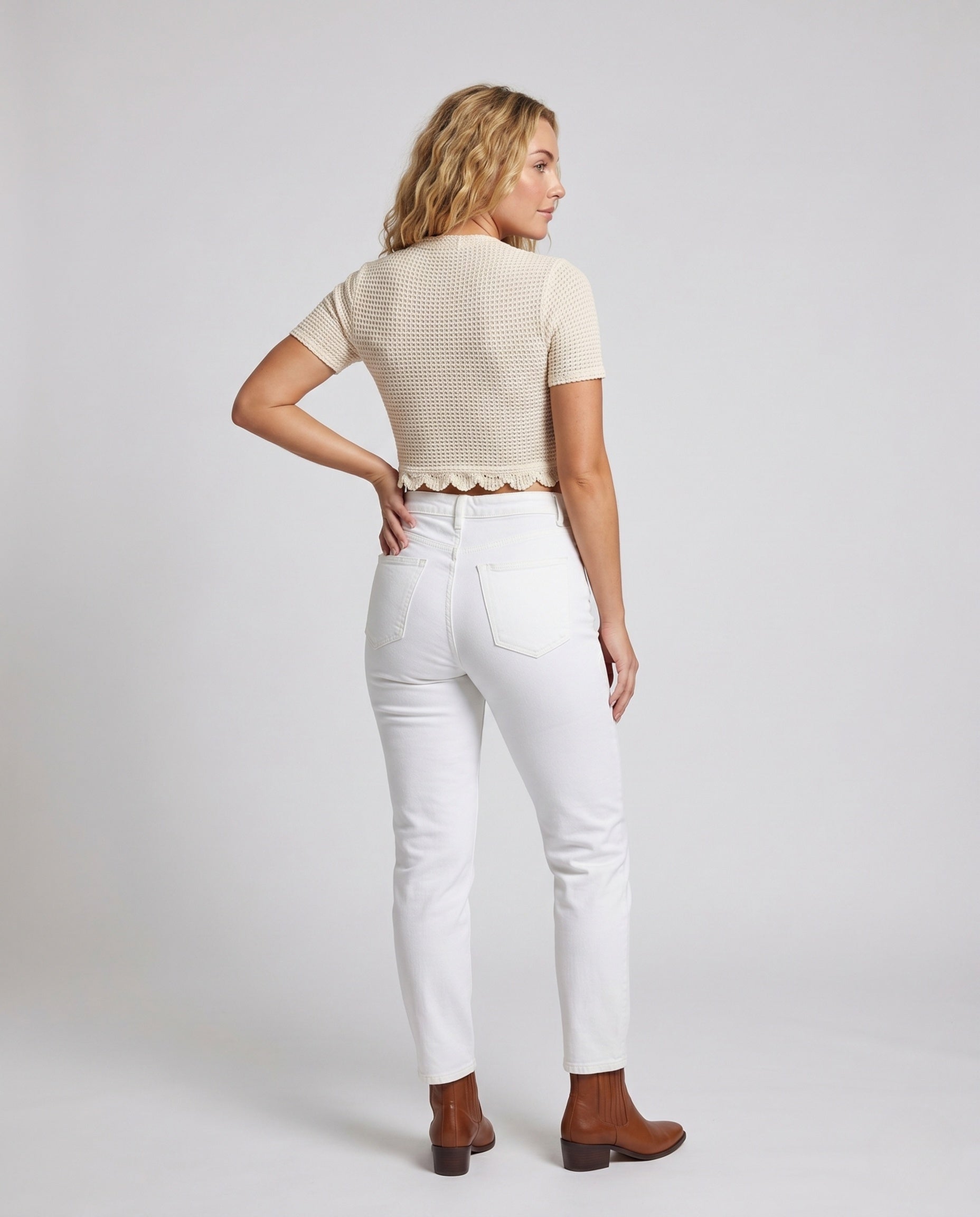 Product 15642541687114 - back_view