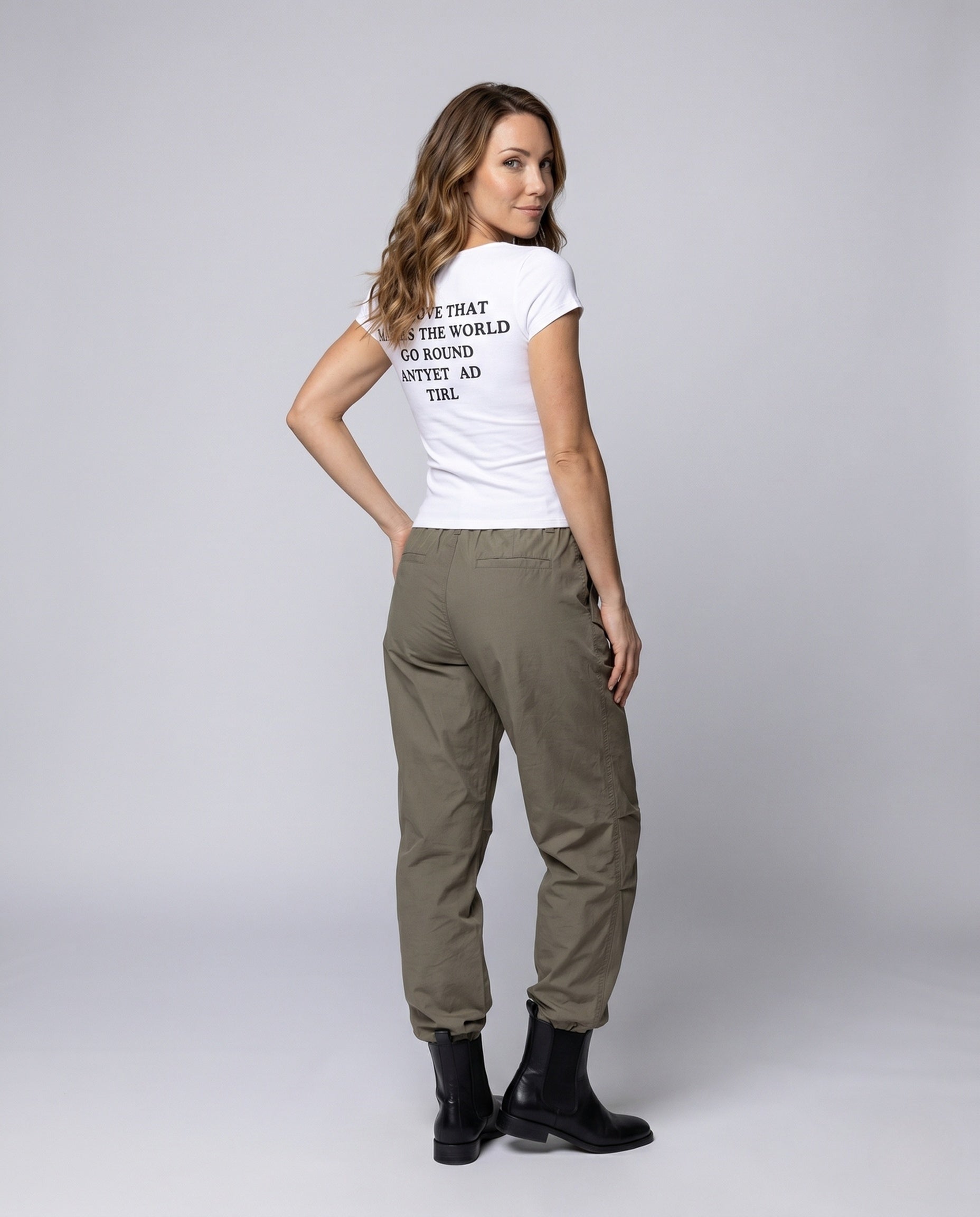Product 15659676303690 - back_view