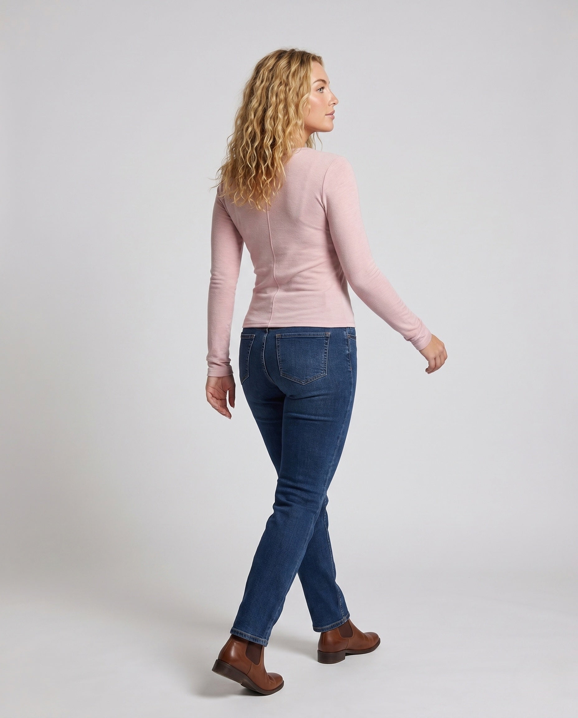 Product 15659625546058 - back_view