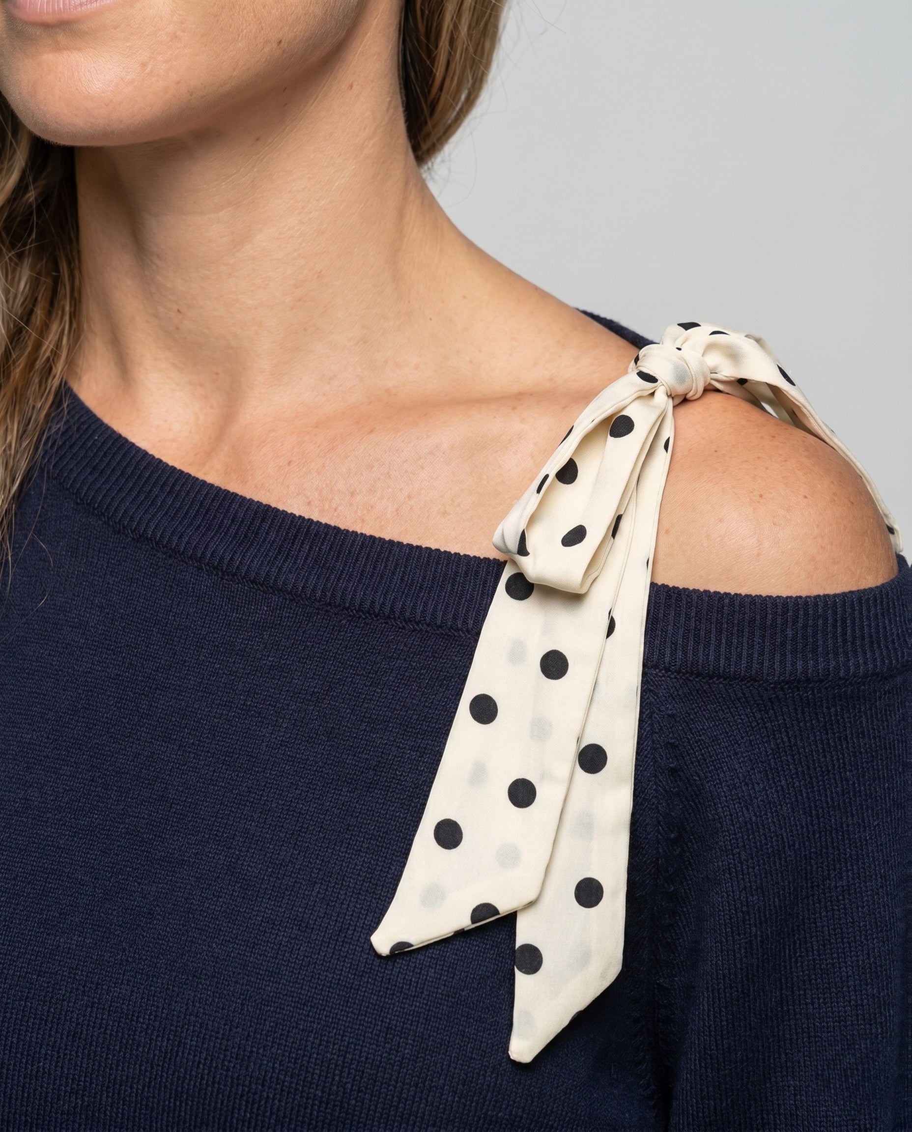 Product 15659617648970 - close_up_detail