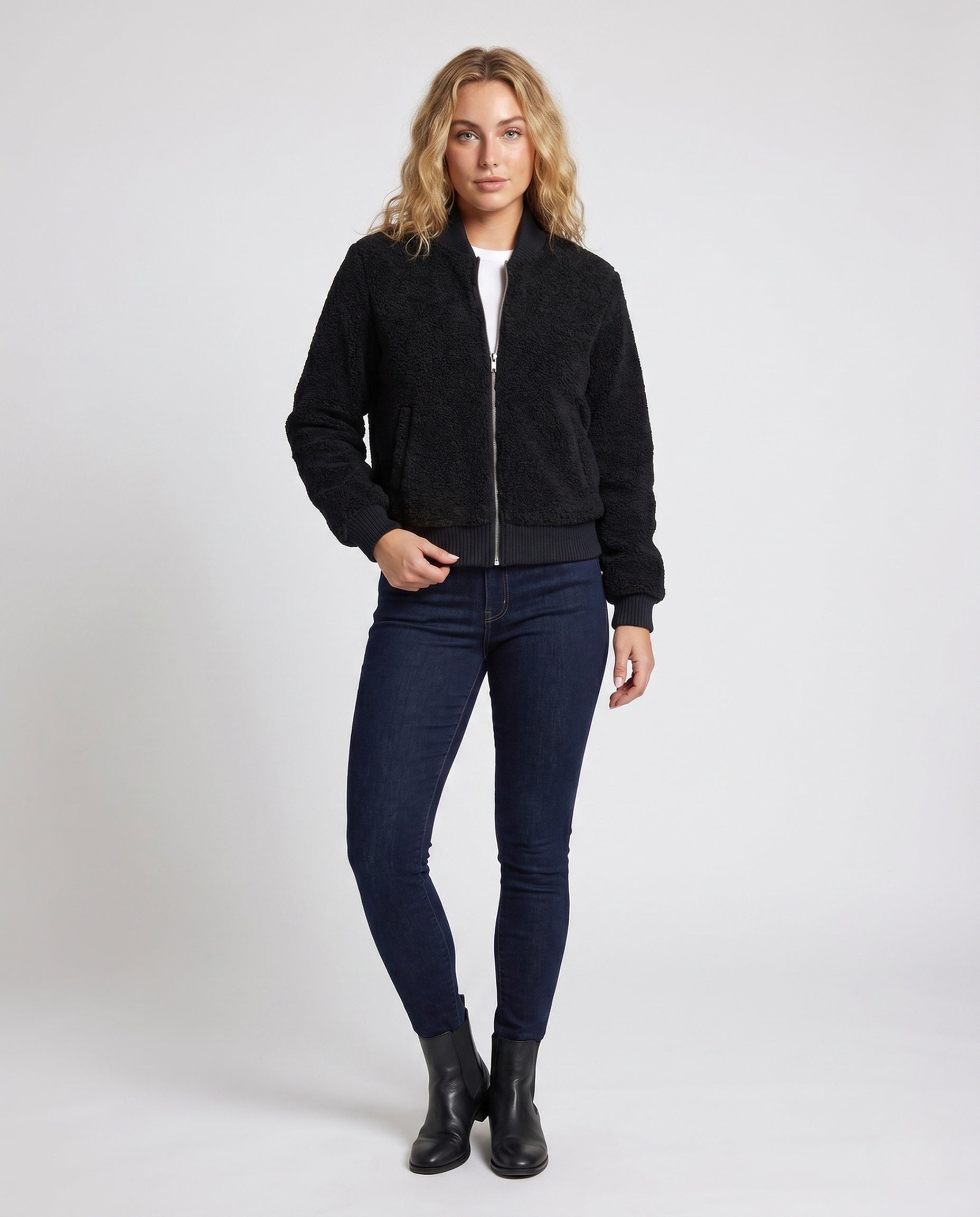 Product 15659621089610 - full_body_front