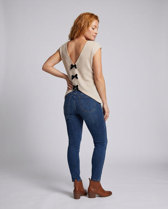 Product 15642557743434 - back_view