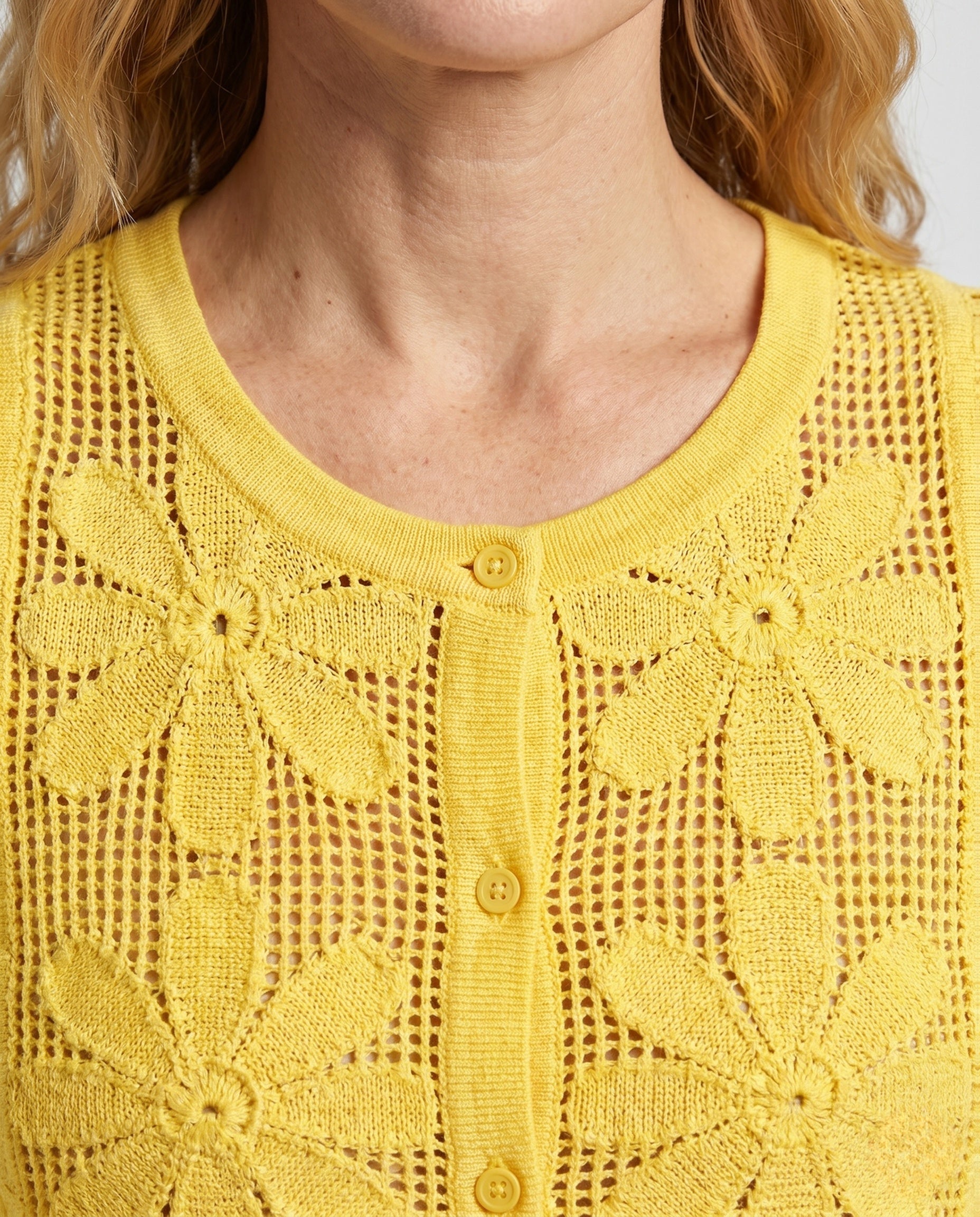 Product 15645936386378 - close_up_detail