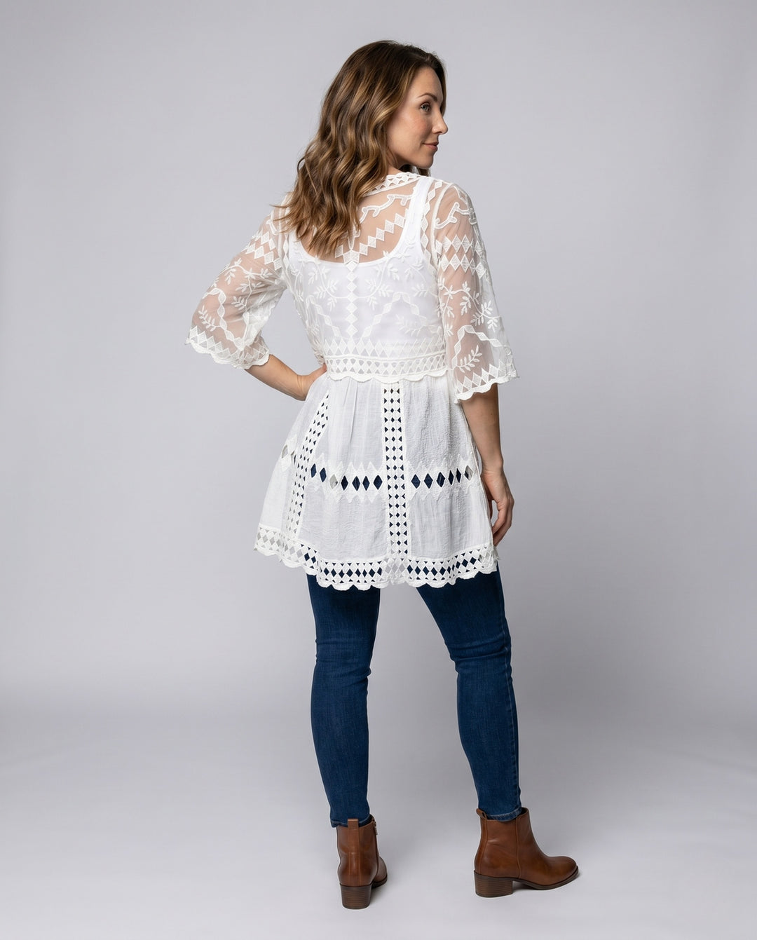 Product 15646881153354 - back_view