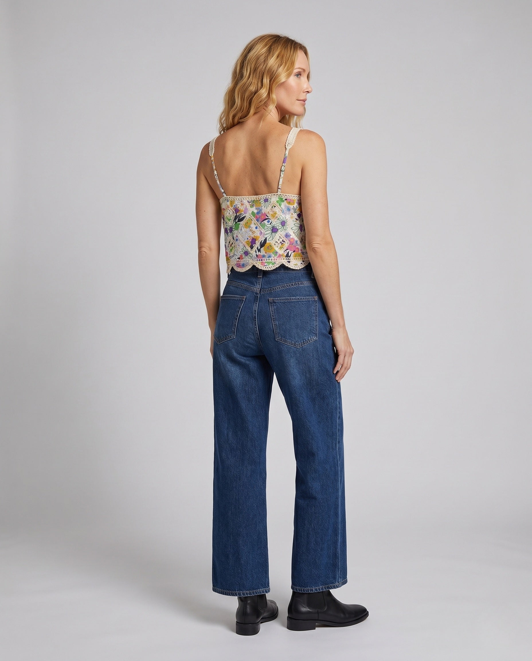 Product 15645969580362 - back_view
