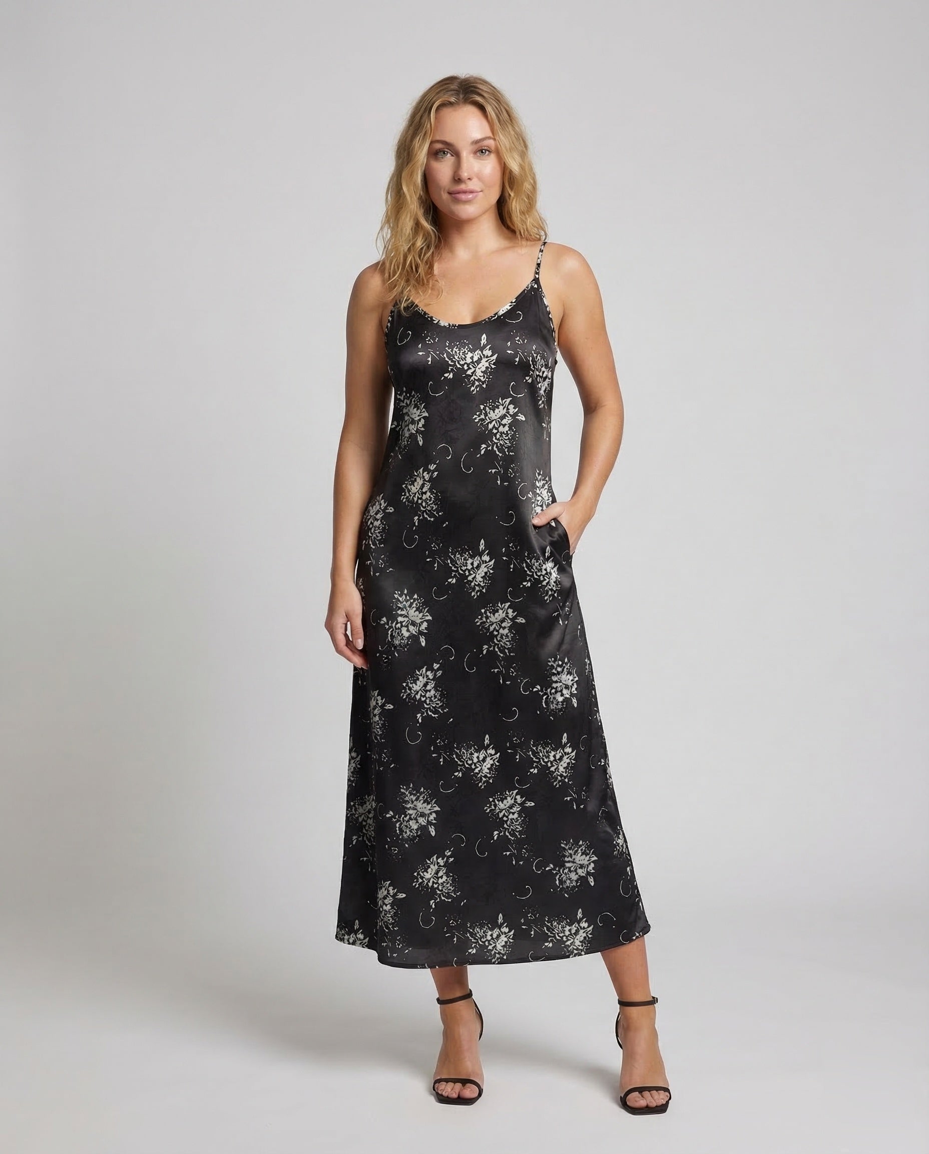 Product 15520734478666 - full_body_front