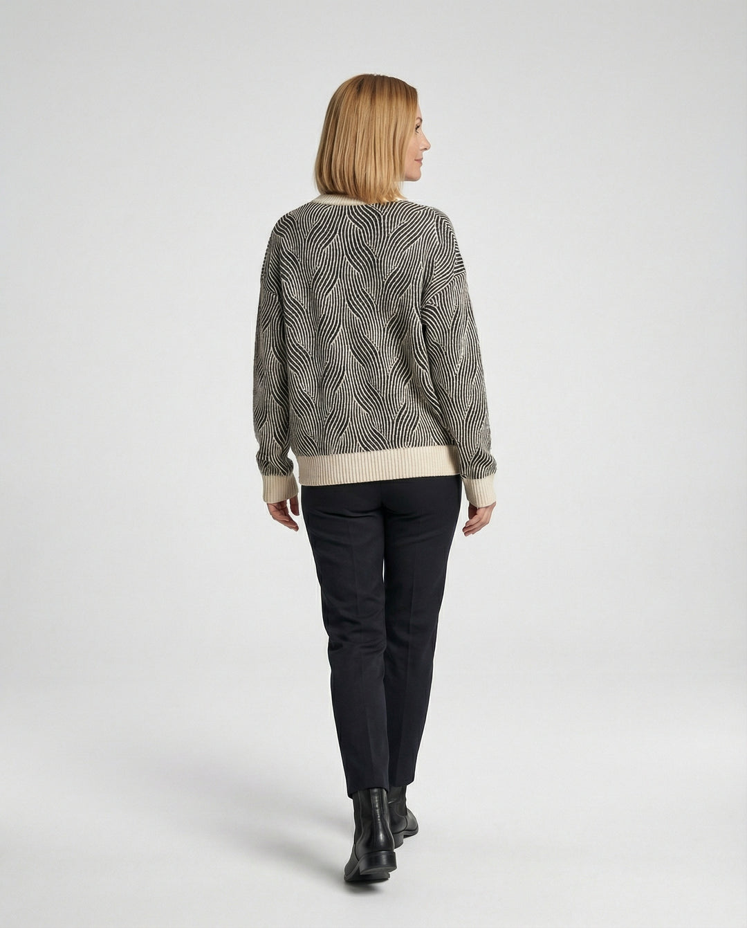 Product 15365870944586 - back_view