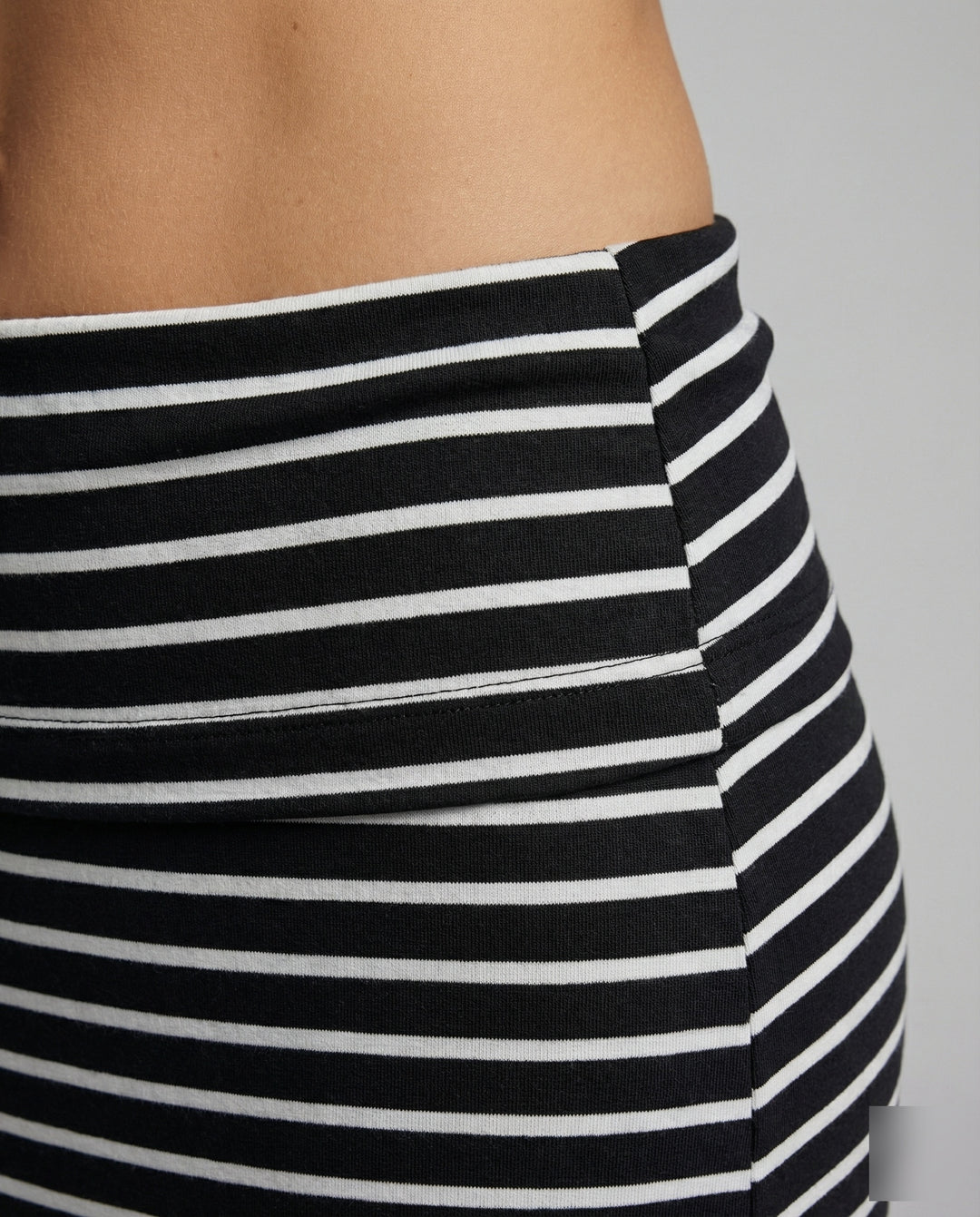 Product 15552443416906 - close_up_detail