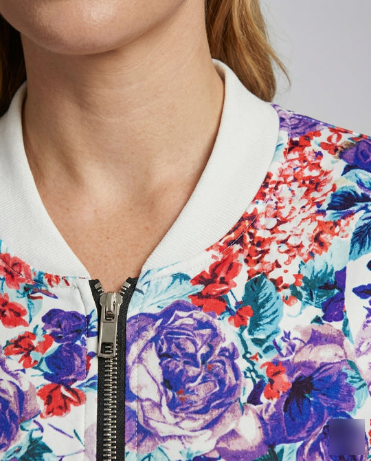 Product 15550460887370 - close_up_detail