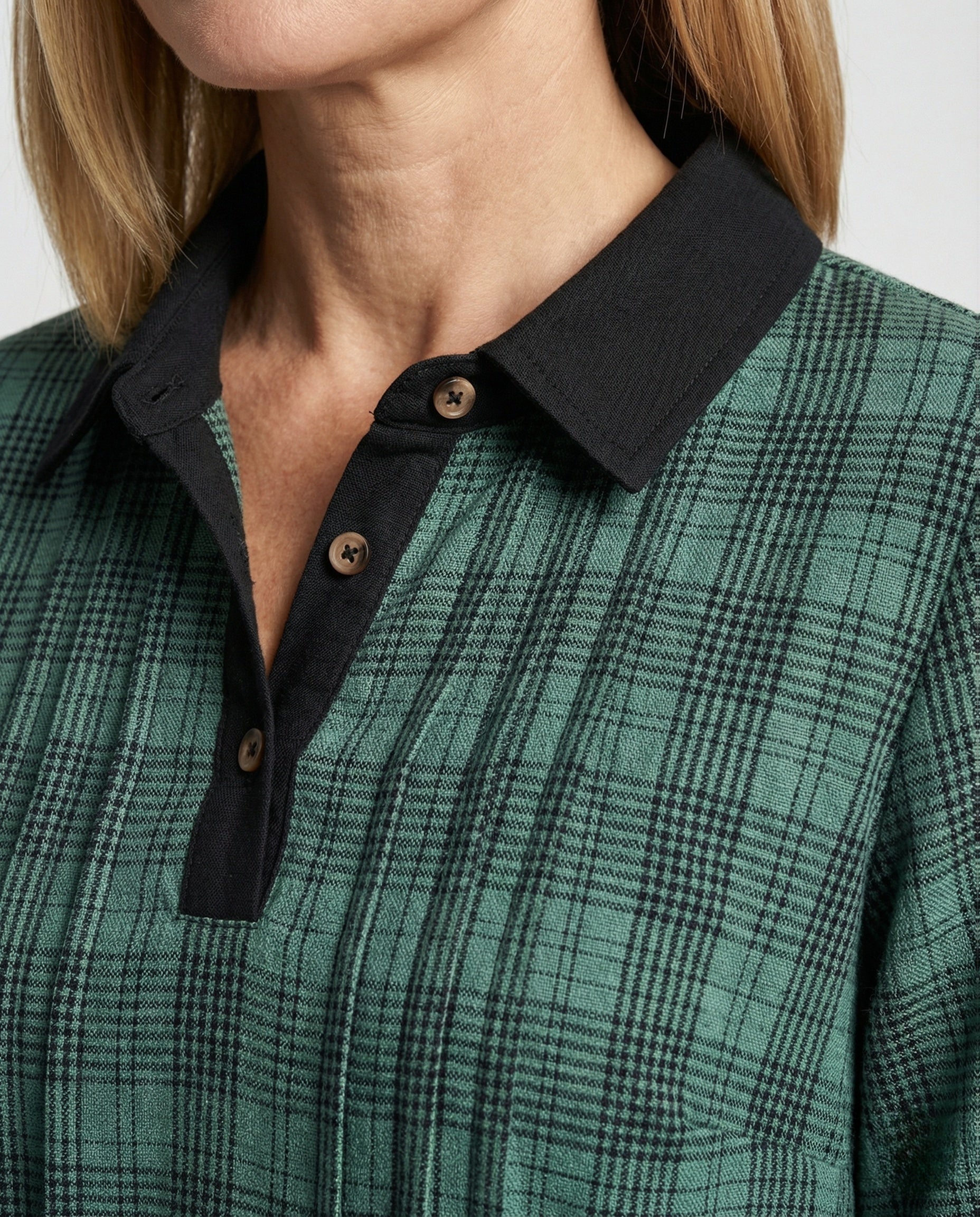 Product 15487935742282 - close_up_detail
