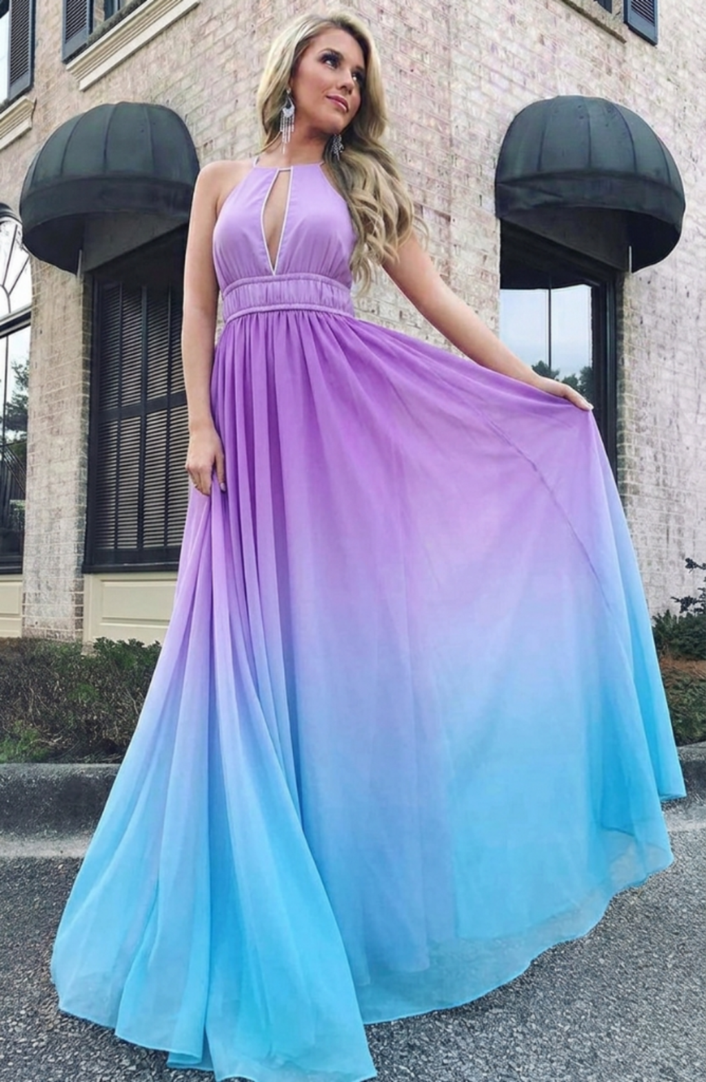 Damen Maxikleid mit Tiefem V-Ausschnitt und Schwingendem Tüllrock R&B