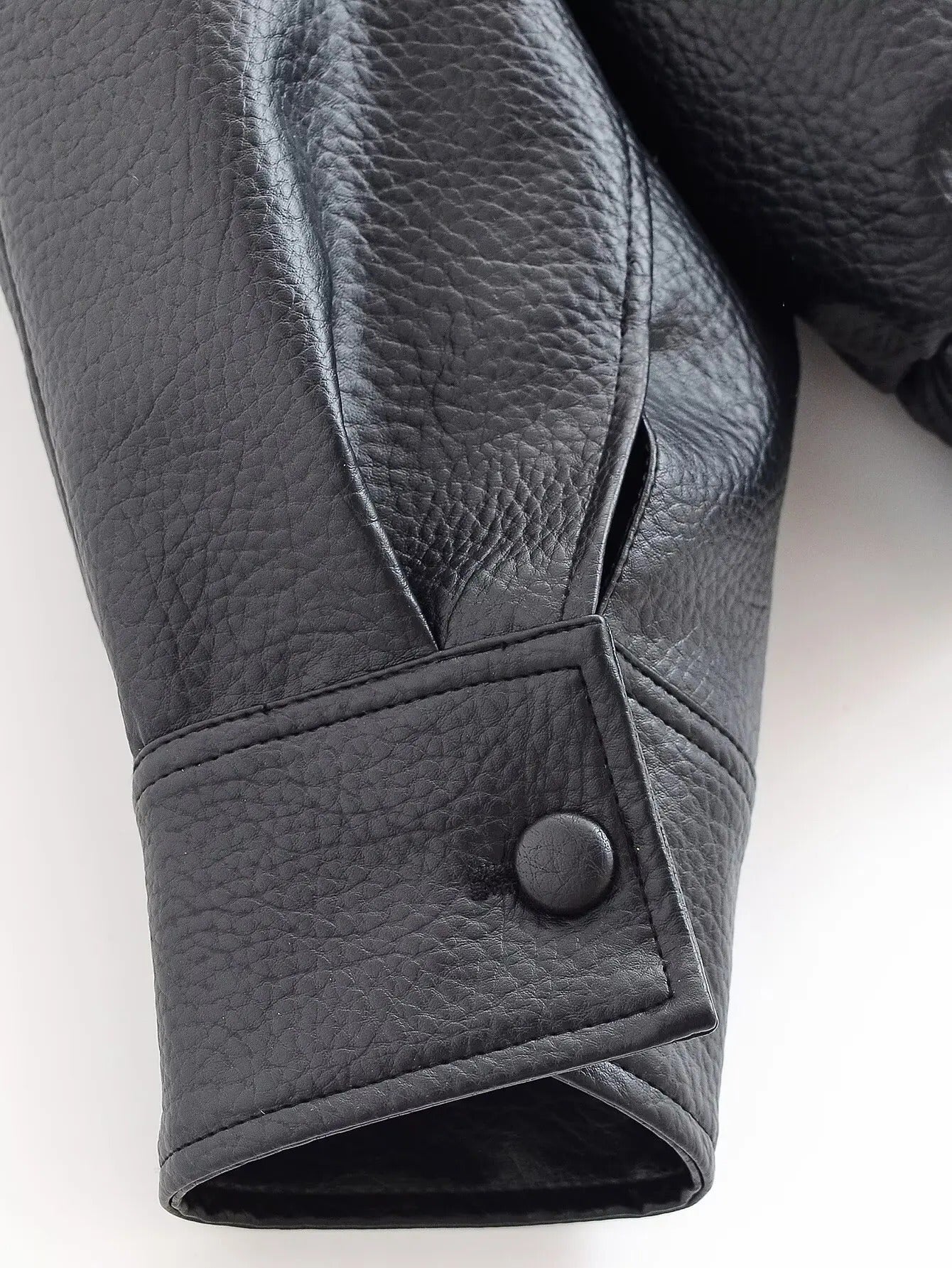 R&B | Asymmetrische Lederjacke