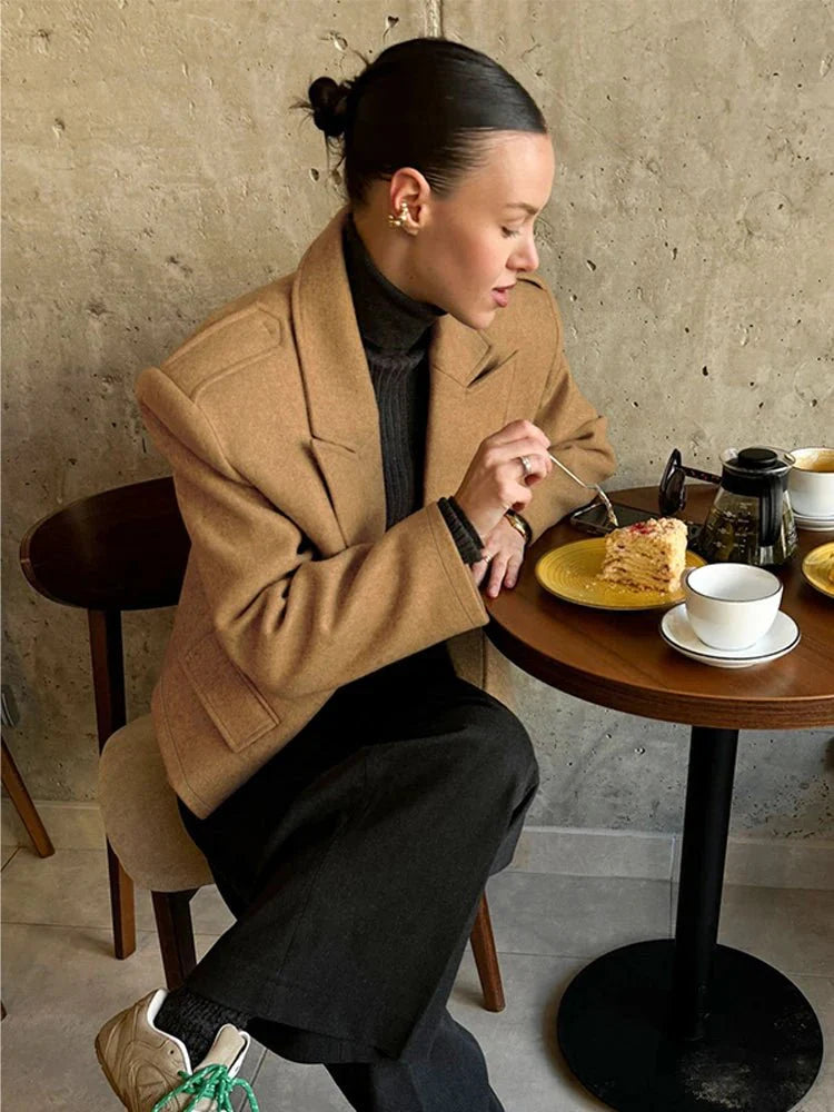 R&B | Blazer mit Schulterpolstern