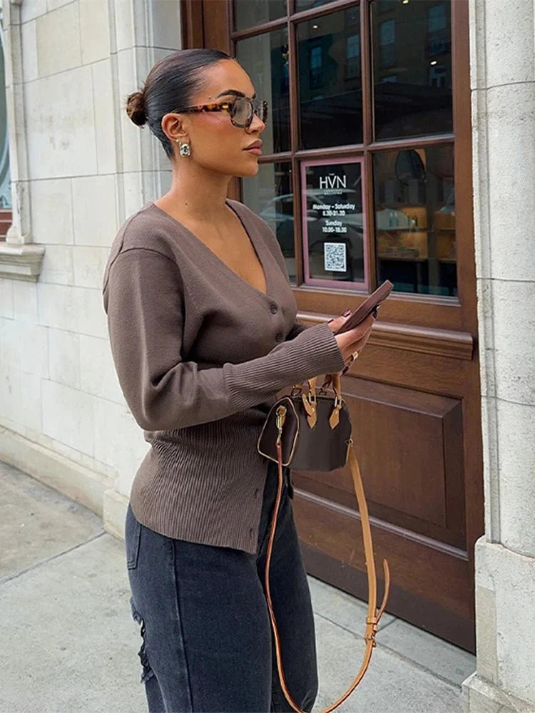 R&B | V-Ausschnitt Strickcardigan