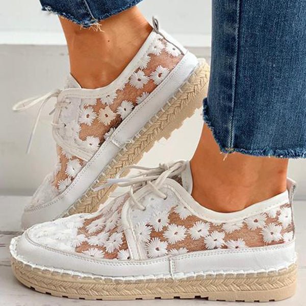 Orthopädisch, stilvoll und luftig | Schuh mit Blumendruck