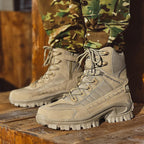 Coole militärische Winterstiefel