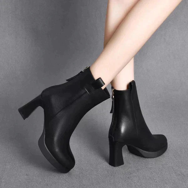 R&B | Stylische Stiefel mit Hohen Absätzen und Spitzer Zehe