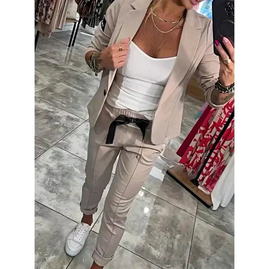 R&B | 2-Teiliges Set Bestehend aus Einem Lässigen Blazer und Einer Hose