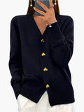 R&B | Cardigan mit Herzknöpfen - Eleganter Strickpullover für Alltag und Büro