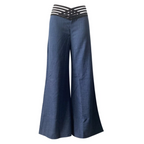 R&B | Hochtaillierte Flachbund-Hose mit Überkreuzten Beinen