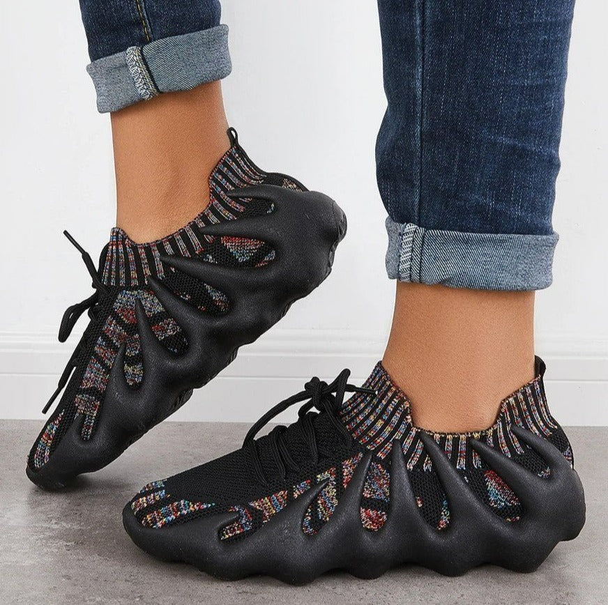 stylische Turnschuhe R&B