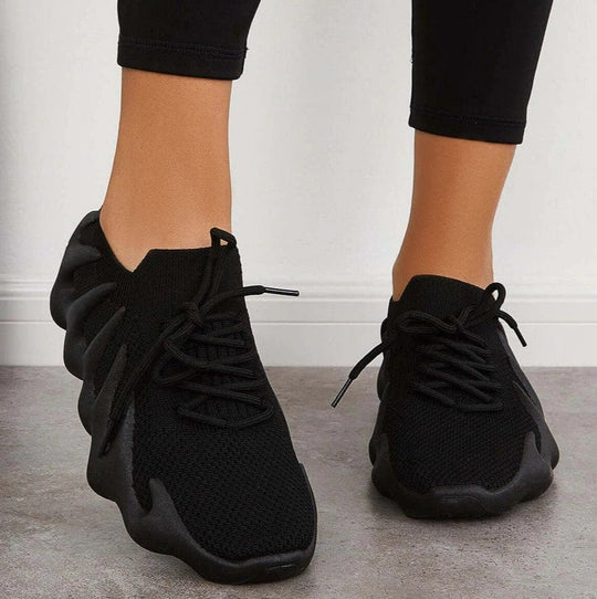 stylische Turnschuhe R&B