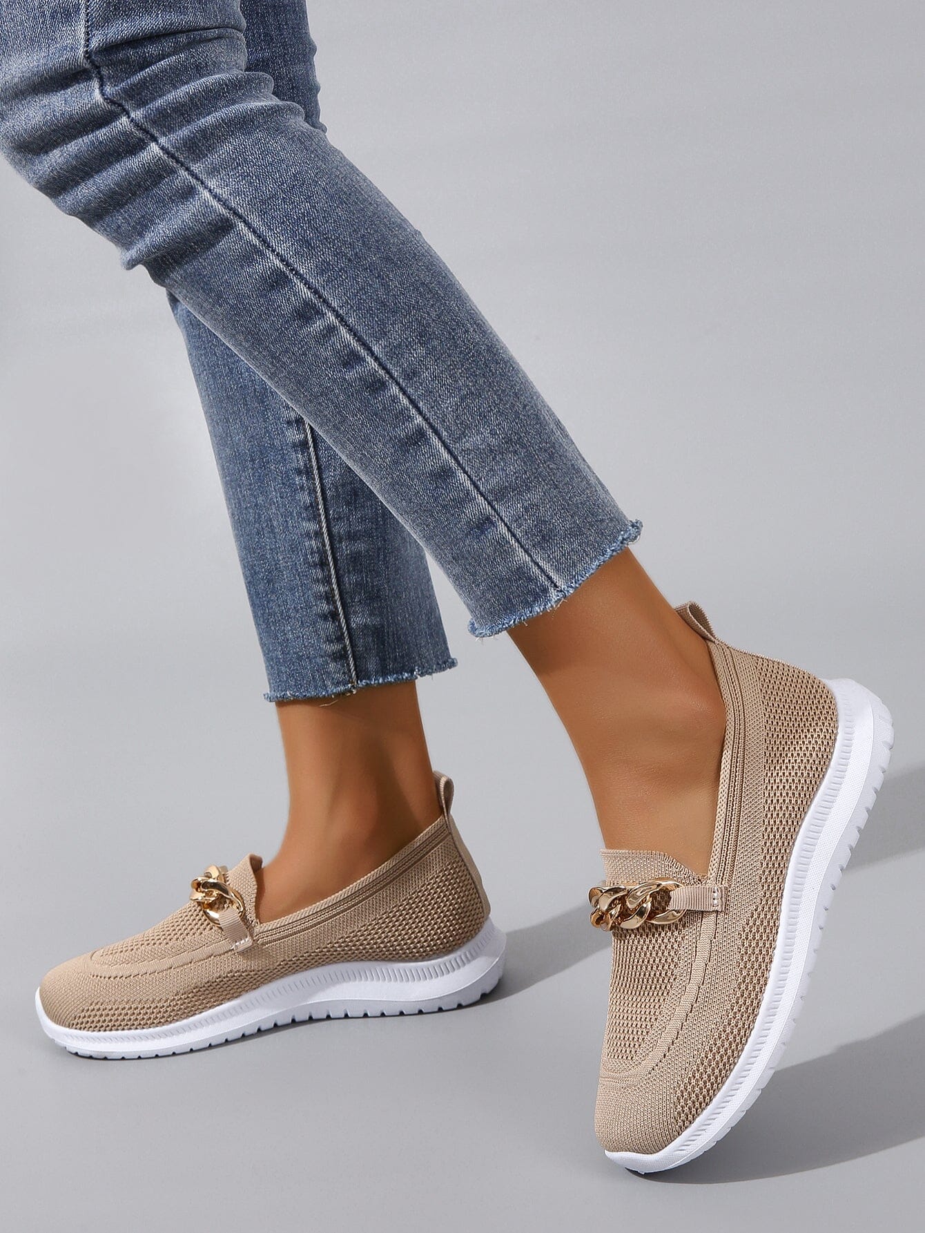 R&B | Schicke Sneaker Mit Kettenbesatz