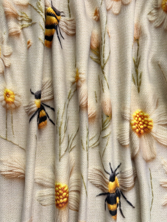 R&B | Trendy Damenpullover mit Bienenmuster