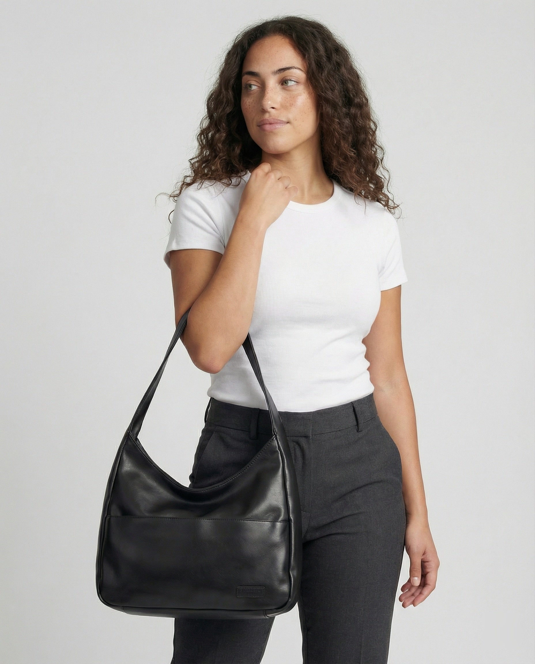 R&B | Minimalistische Schultertasche