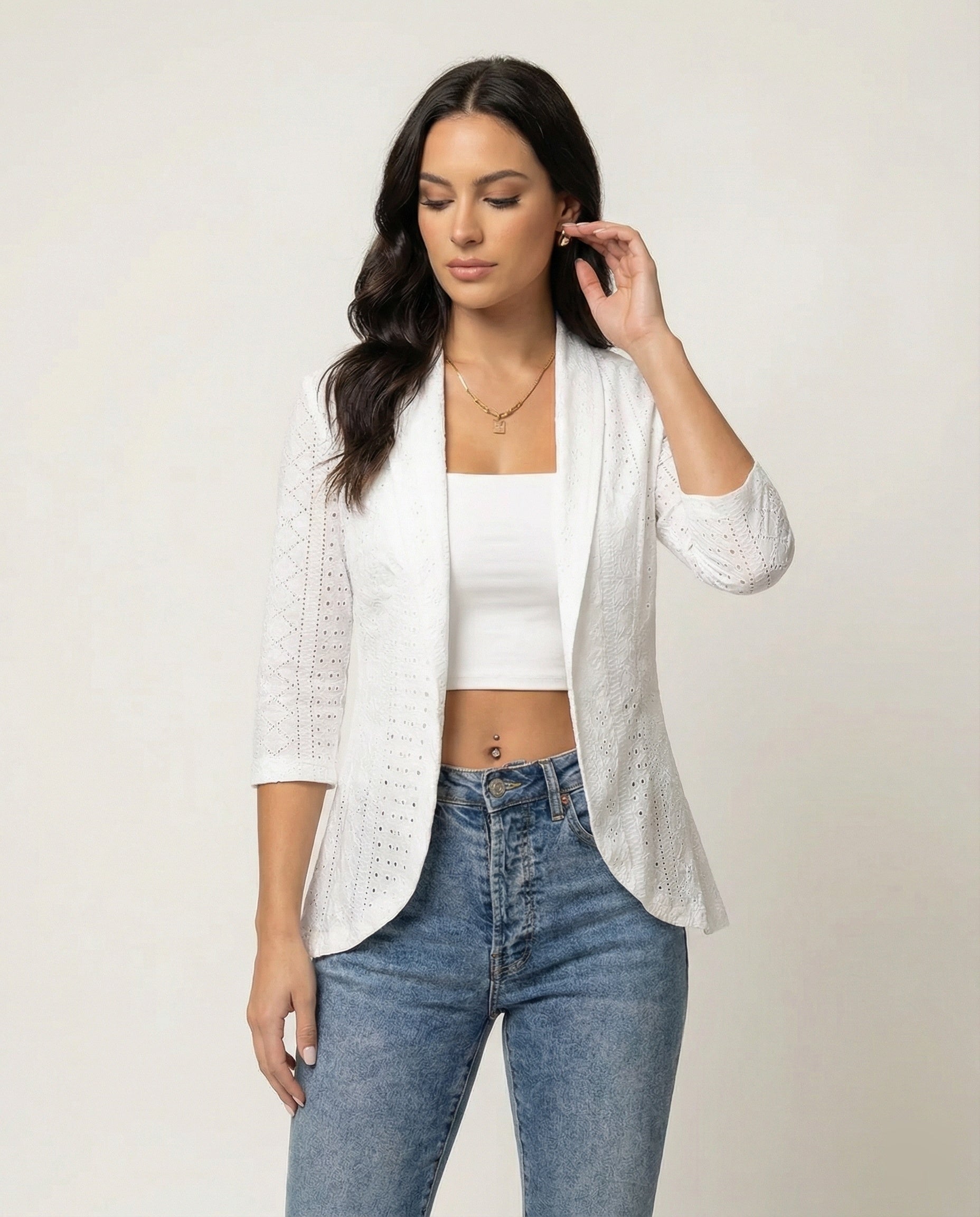Damen Elegante Blazerjacke mit Lochmuster und tailliertem Schnitt R&B