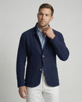 Herren elegante Strickjacke mit praktischem Schnitt und modischen Details
