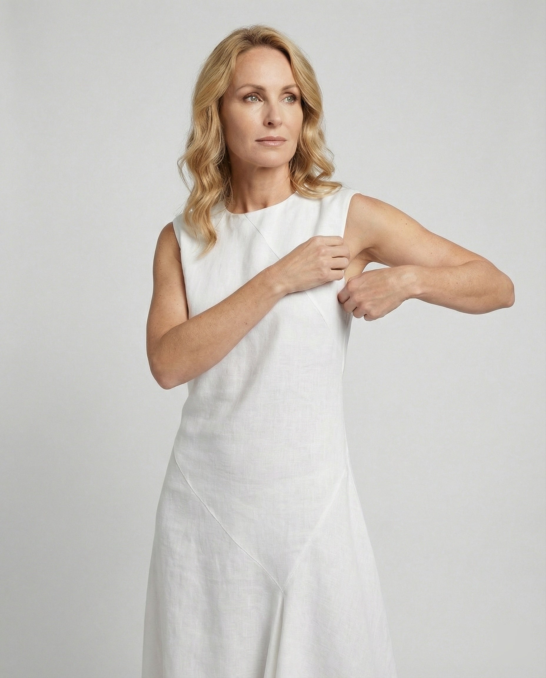 Midikleid Sommer aus Leinen mit asymmetrischem Saum