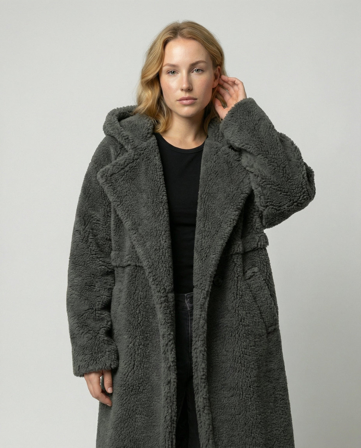Damen Winterjacke mit Elegantem Design & für den Winter Geeignet | R&B