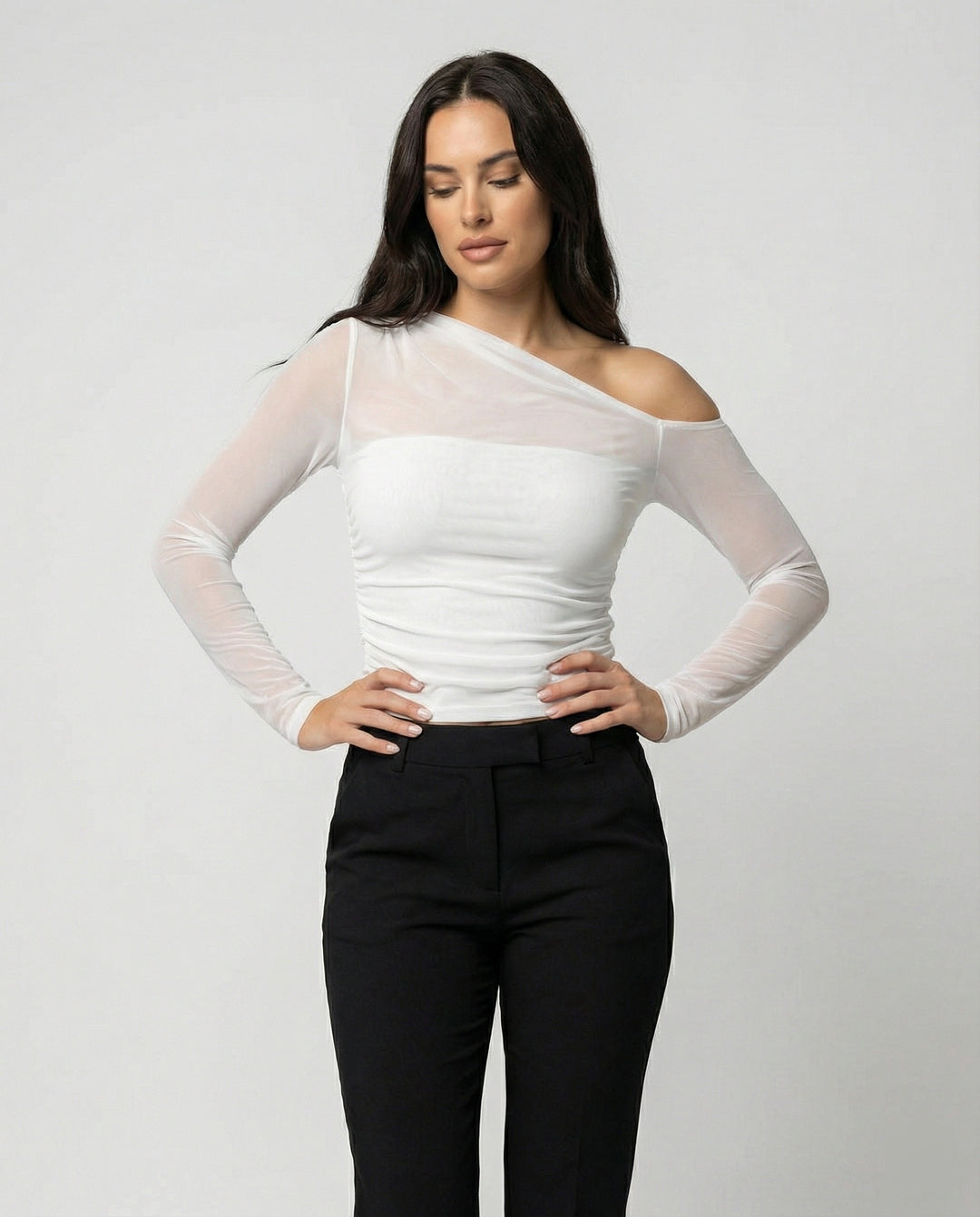 Damen Elegantes asymmetrisches Oberteil mit schulterfreiem Design und Raffung R&B