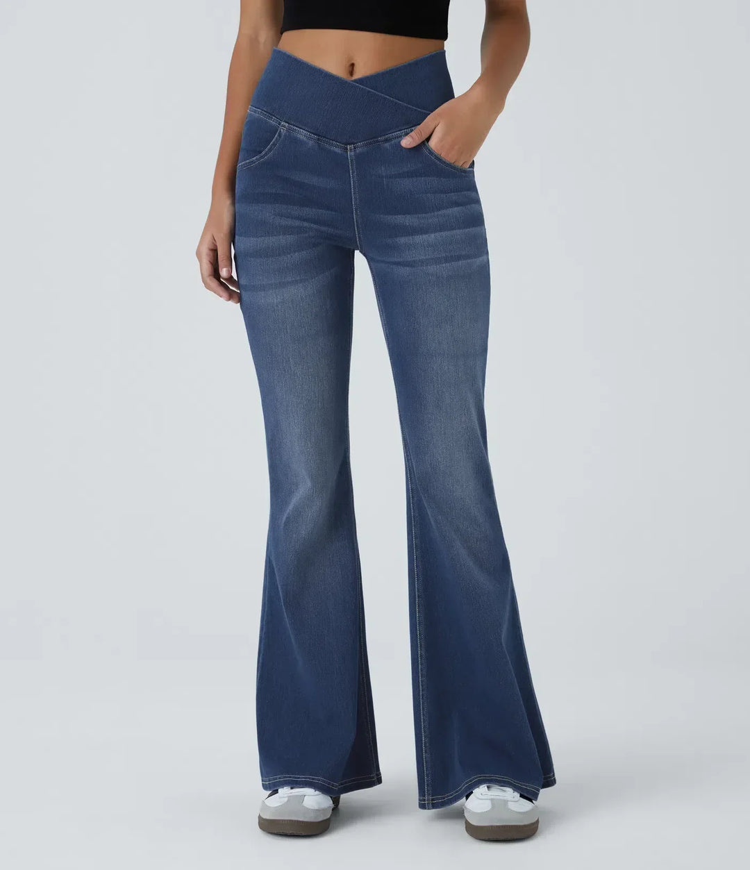 R&B | Hoch Taillierte, Ausgestellte Jeans