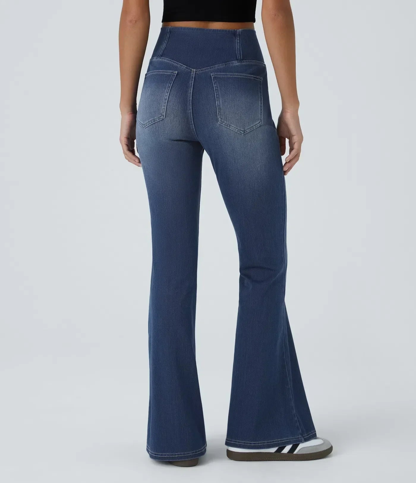 R&B | Hoch Taillierte, Ausgestellte Jeans