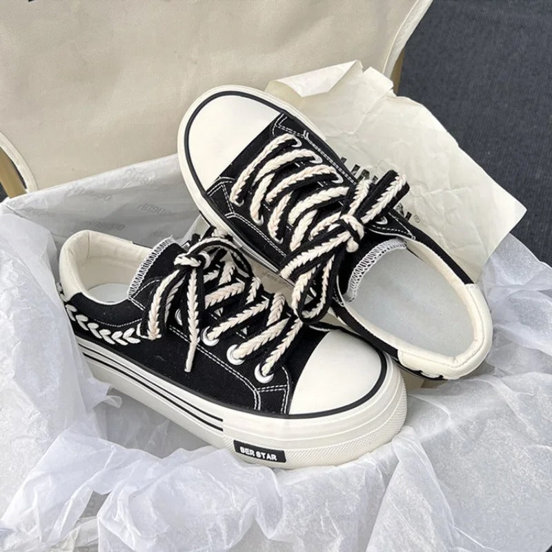 Canvas Damenschuhe mit Plateausohle R&B