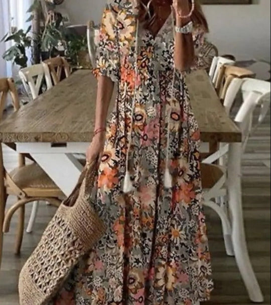 R&B | Maxikleid mit Halben Ärmeln und V-Ausschnitt mit Blumenmuster