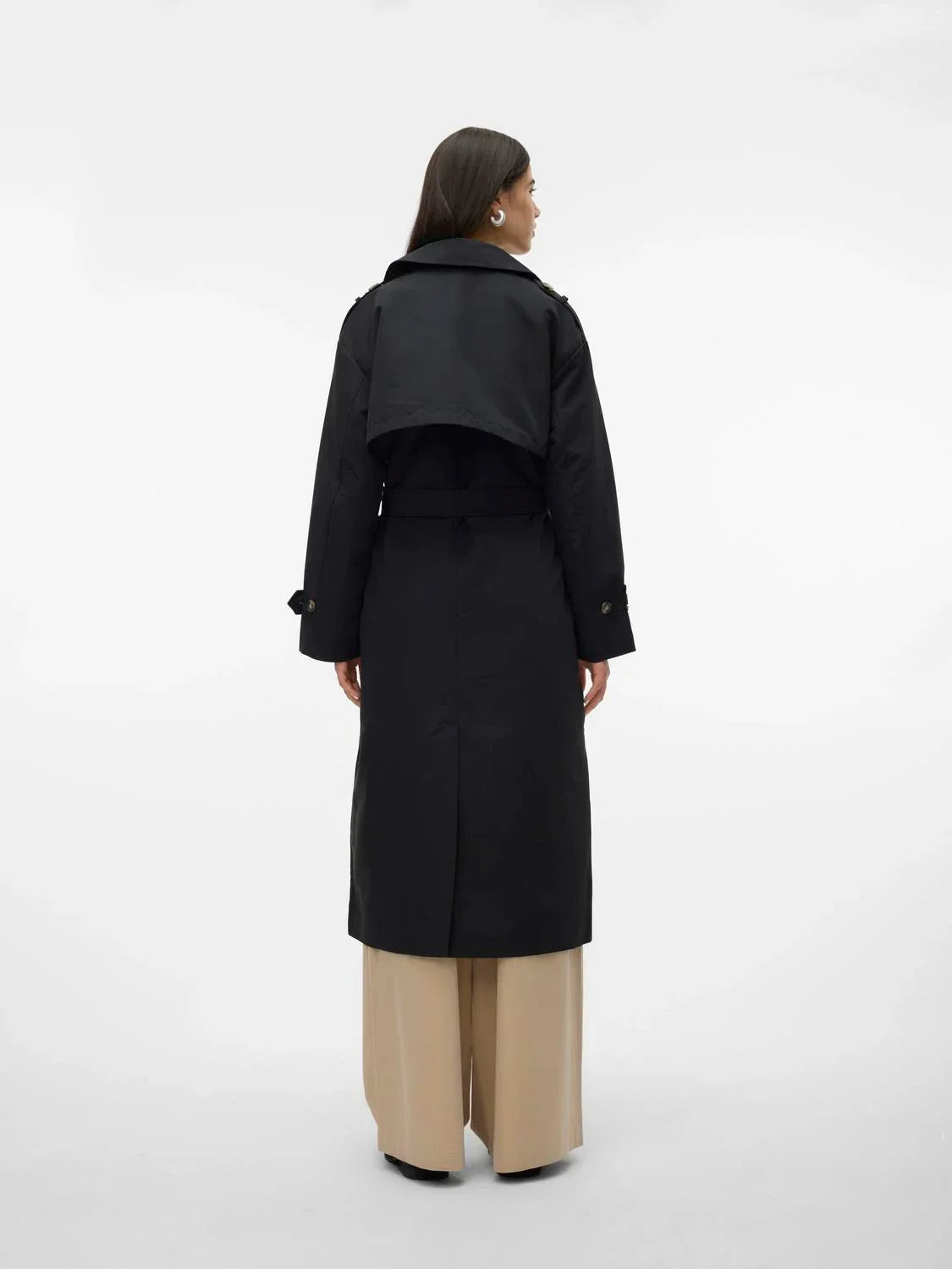 R&B | Trenchcoat Stilvoll und Funktional Ideal für Windige Tage