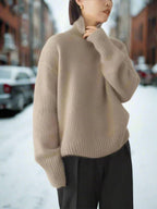 R&B | Rollkragenpullover Weiches Strickmaterial Oversized Passform Lange Ärmel