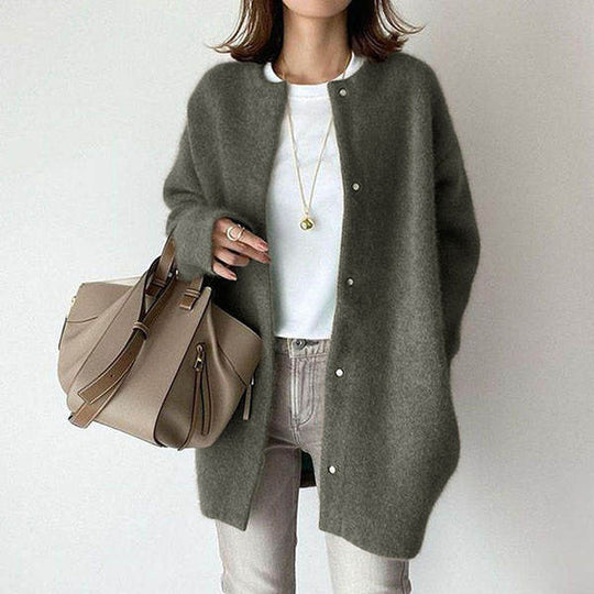 R&B | Langärmelige Strickjacke mit Knöpfen