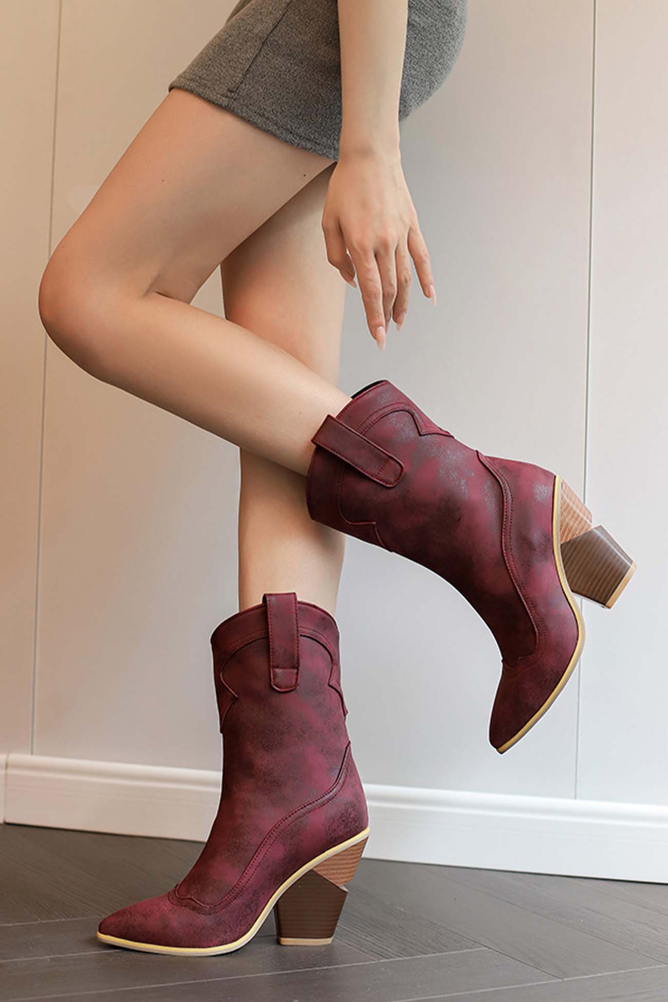 R&B | Spitz Zulaufende Western-Stiefel Bis Zur Wade