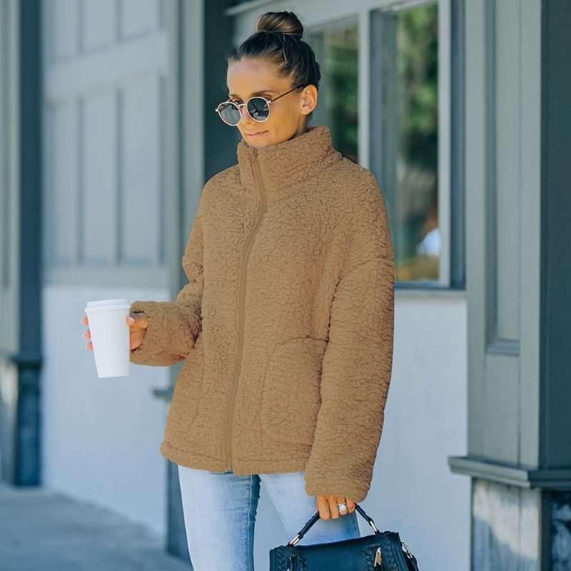 R&B | Damen Plüschjacke - Warm und Stilvoll